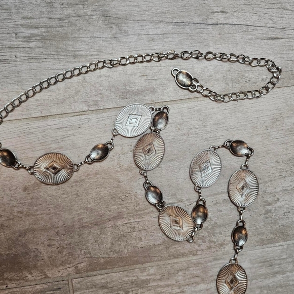 Geomertric Boho Antique-Silver Statement Belt - Picture 8 of 8